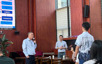 蓝伟光在近：：：Ｑ笄樾慰蒲Ч抑氐闶笛槭易餮醣ǜ